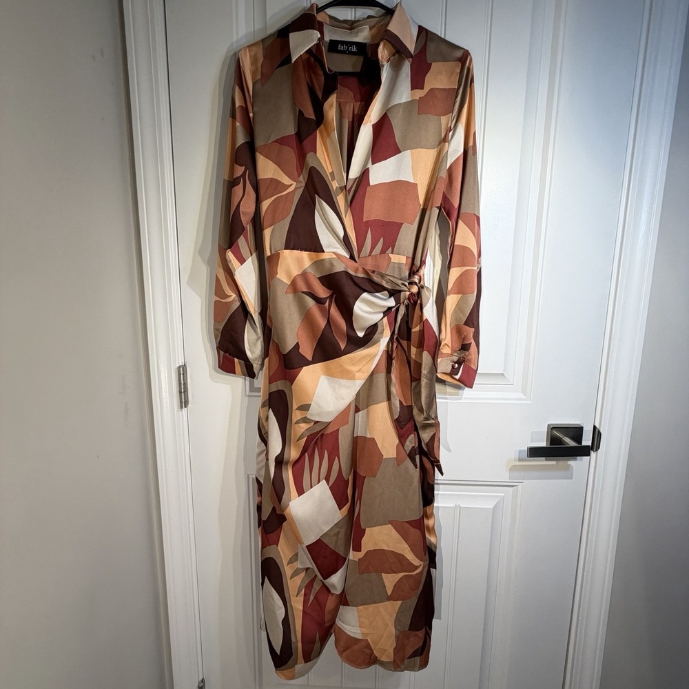 Fab'rik Abstract Wrap Midi Dress Women's Small Long Sleeve Tie‎ Waist Satin